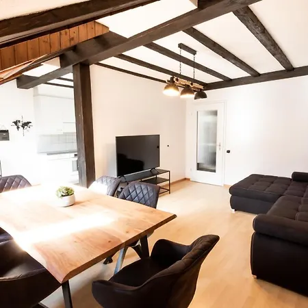 Armotti Lorraine * 베른